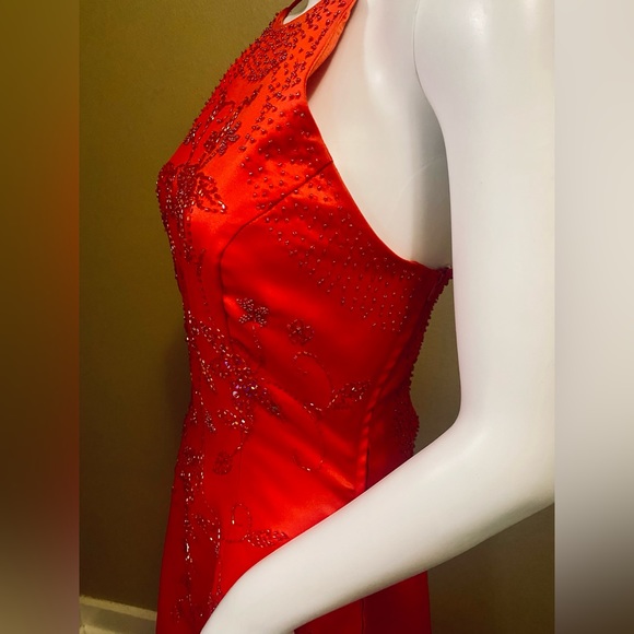 Vintage Roberta Beaded Evening Gown - Picture 7 of 15